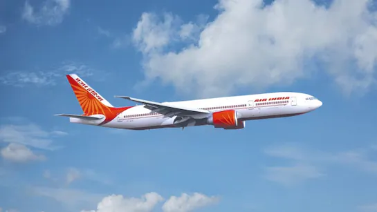 ✈️ Drama in the Sky: Air India Canada Flight Turns Back Mid-Air After “Wrong Aircraft” Deployment